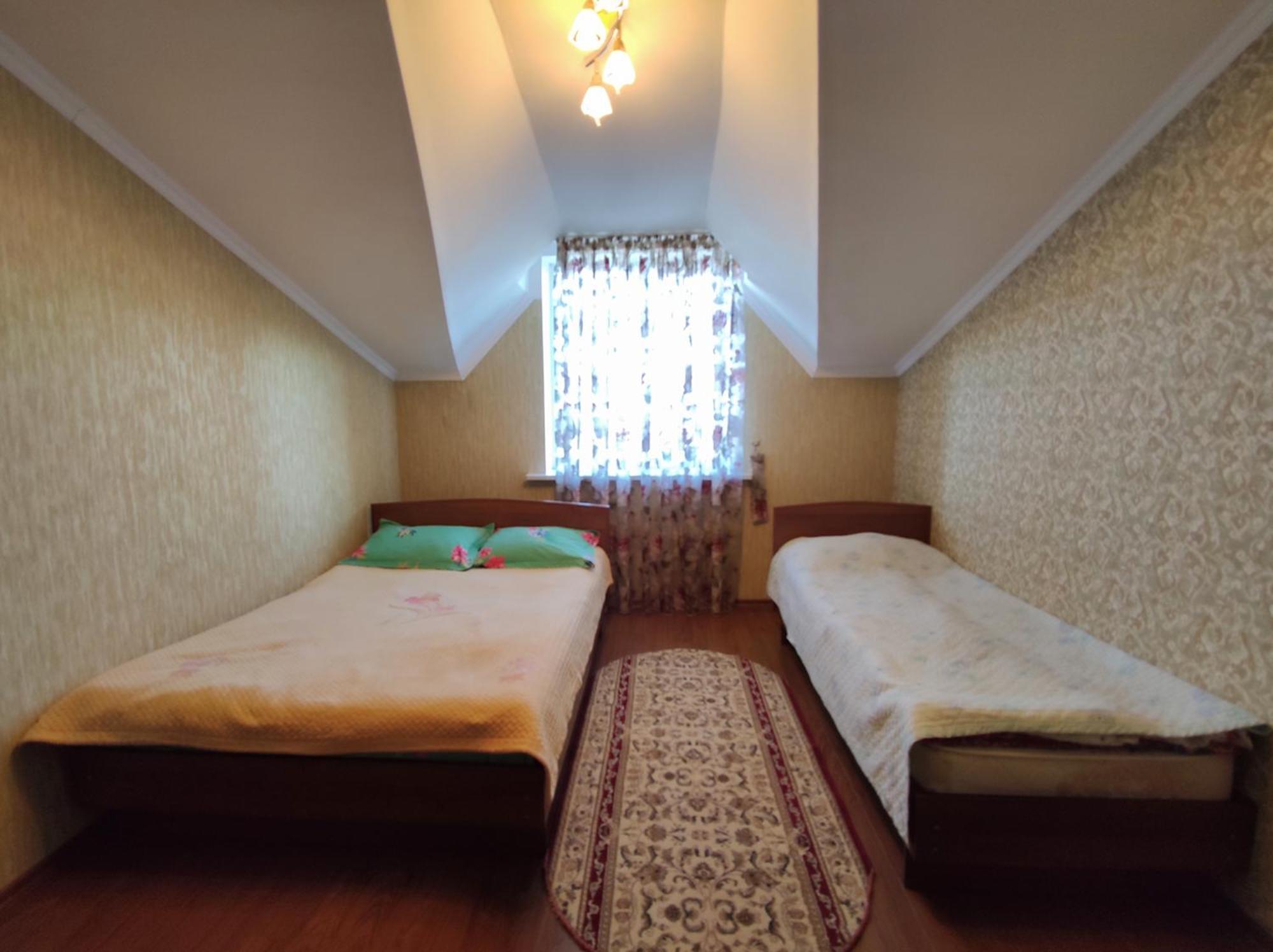 Адилет Otel Çolpan Ata Dış mekan fotoğraf
