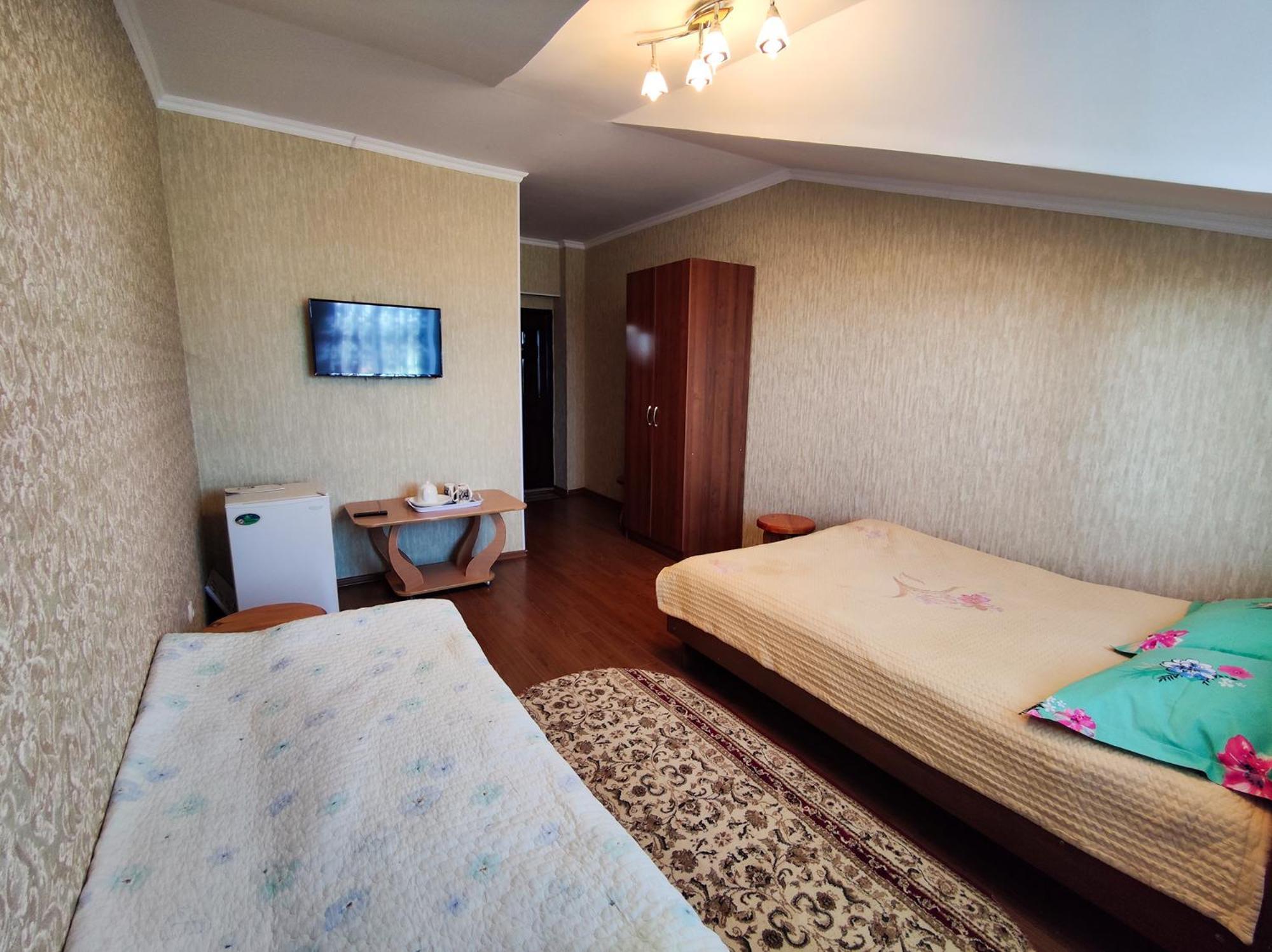 Адилет Otel Çolpan Ata Dış mekan fotoğraf