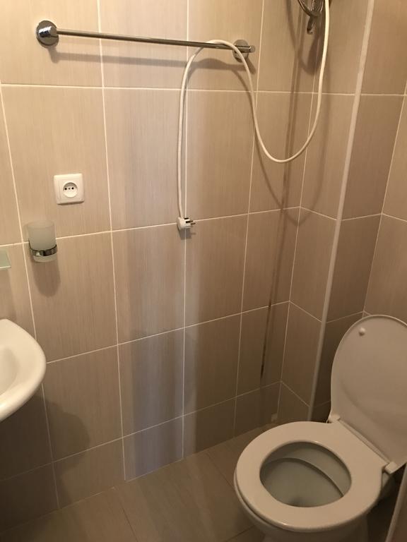 Адилет Otel Çolpan Ata Dış mekan fotoğraf