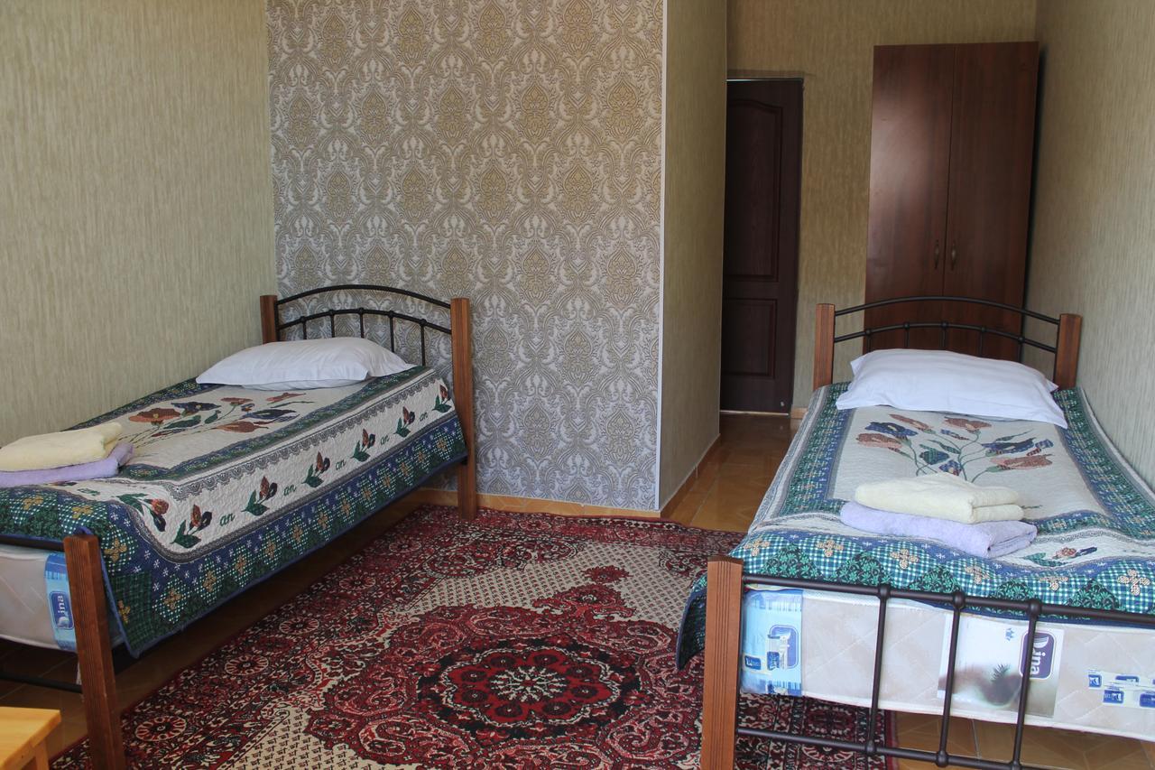 Адилет Otel Çolpan Ata Dış mekan fotoğraf